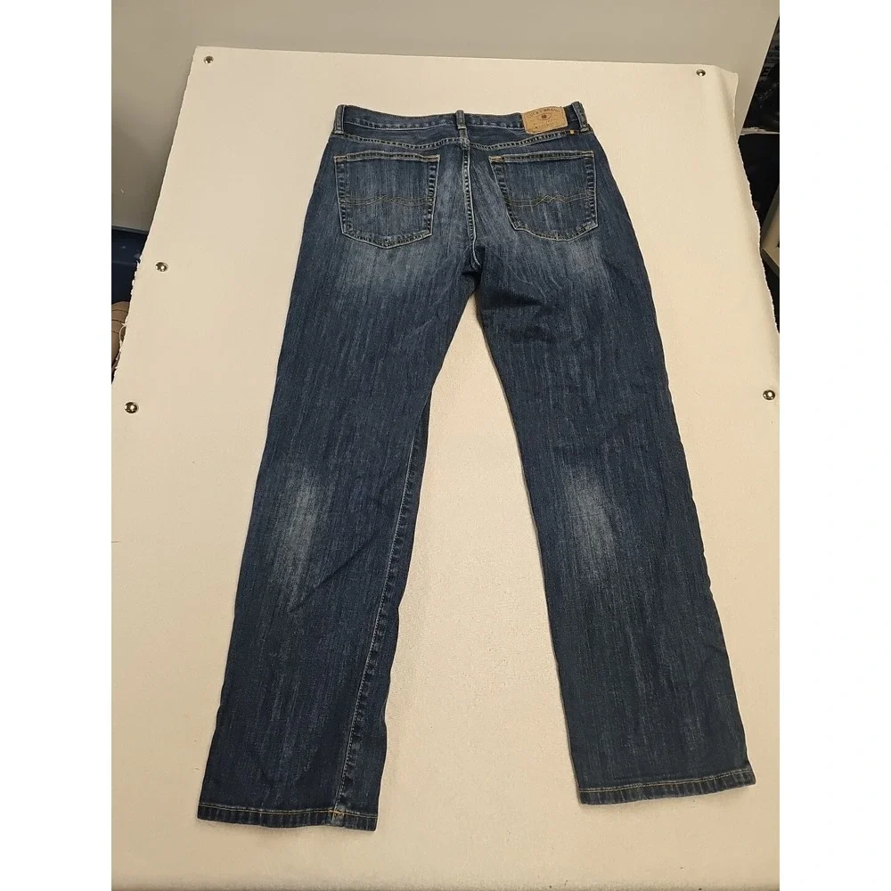 Lucky Brand Jeans Mens 32x30 Blue 429 Classic Straight Leg Medium Wash Flex